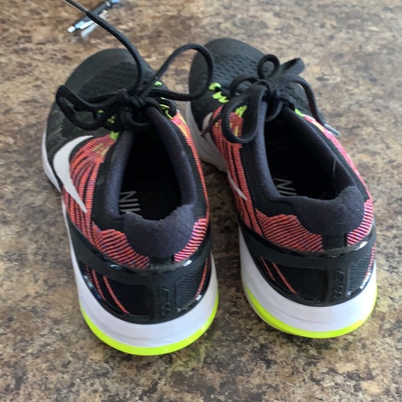 Nike flyknit metcons women’s size 9 - Picture 9 of 9